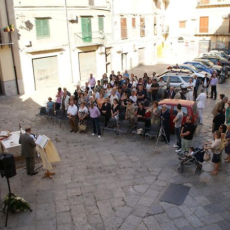 Bed and Breakfast La Vucciria Di Guttuso Palermo Exterior foto